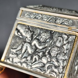 Alhajero Español Midas Gold con Cupidos en Relieve y Interior Dorado - imagen 8