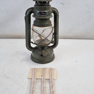 Antiguo Farol a Kerosene Sunlight Verde Militar con Mechas de Repuesto - imagen 1