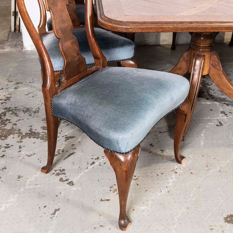 Mesa de comedor y sillas estilo Chippendale - imagen 2
