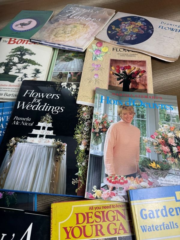 Gran lote de libros sobre jardinería en inglés - imagen 4