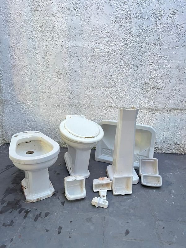 Lote anterior: Juego de baño completo OLMOS Antiguo - Sano