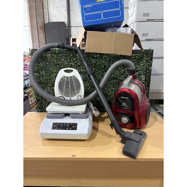 Aspiradora Samsung, balanza y equipo de ejercicio en venta