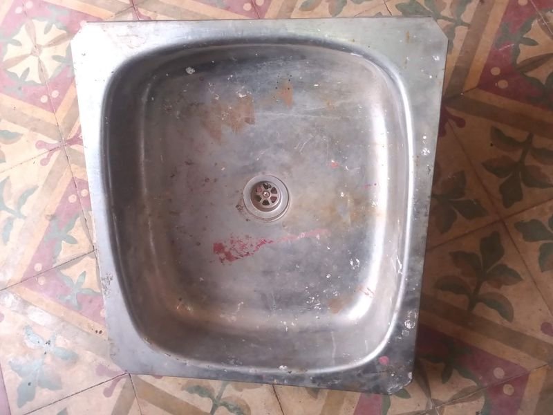 Bacha de aluminio en mal estado