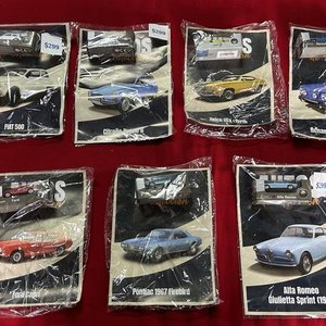 Lote siguiente: Colección Completa de 7 Autos a Escala: Fiat, Citroën, Buick, Renault, Alfa Romeo y Pontiac