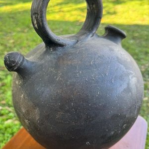 Lote anterior: 1 cantaro de ceramica negra catalana (ceramica tradicional de cataluña)