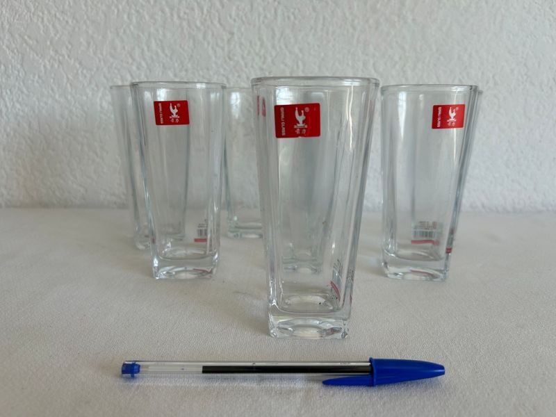 Juego de vasos de cristal transparente - imagen 4