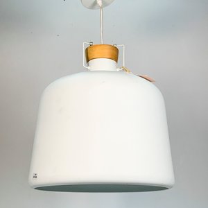 Lote siguiente: Colgante Moderno Tipo Campana, Blanco, Una Luz