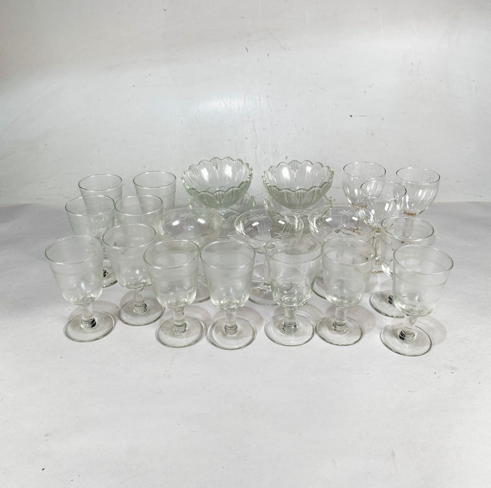 Juego de 20 Copas y Recipientes de Cristal Hialino para Postre