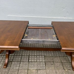 Juego de Comedor de Madera: Mesa Extensible y 10 Sillas Tapizadas Beige - imagen 7