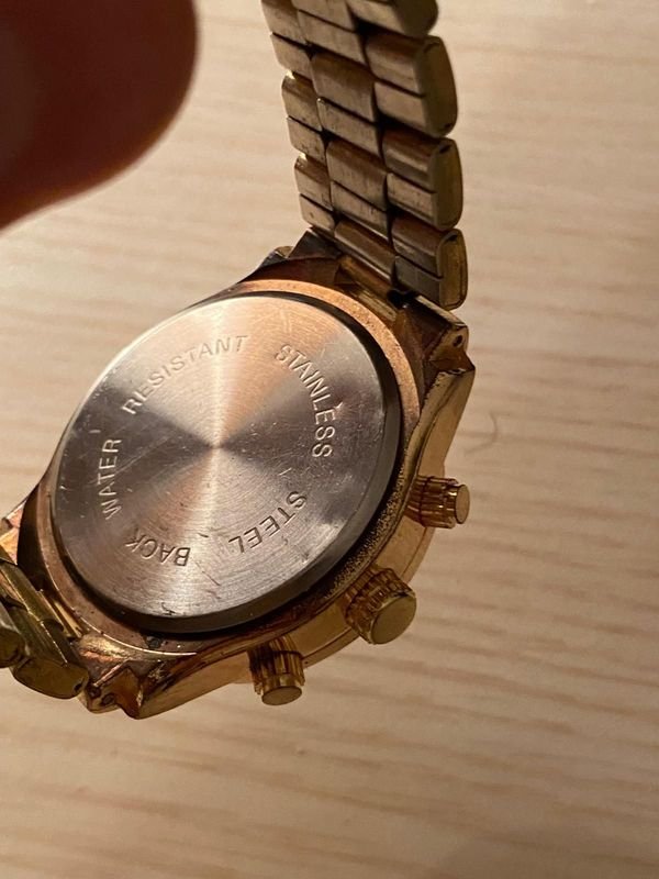 Reloj de oro Michael Kors con esfera grande - imagen 6