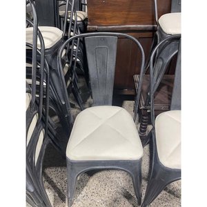 Juego de 4 Sillas de Metal con Asiento Tapizado Delfino Álvarez - imagen 2