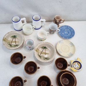 Lote de 21 Piezas de Vajilla Mulberry Home Collection: Tazas, Cuencos y Platos - imagen 3