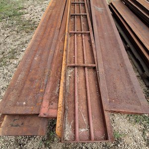 Lote anterior: Lote de Planchas Metálicas Oxidadas y Rejillas