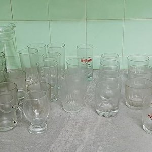 Lote siguiente: Lote de Vasos, Copas Verdes, Jarra y Tazas Cerveceras