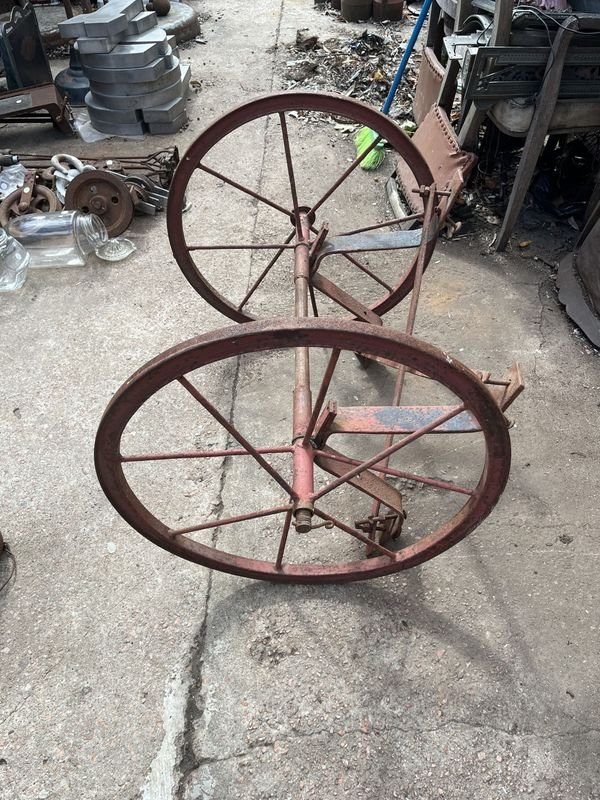 Item 884040 - Image 3