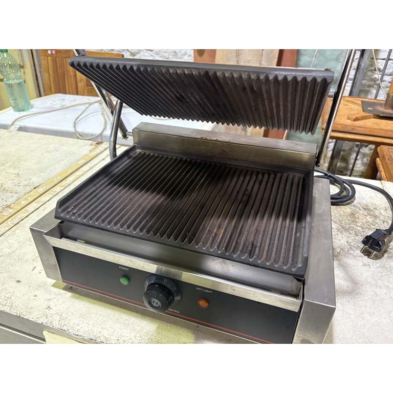 Plancha sandwichera eléctrica para cocina - imagen 2
