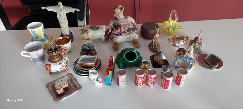 Lote de adornos variados y objetos decorativos - imagen 6