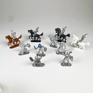 Diez soldaditos de plastico, alemanes - imagen 1
