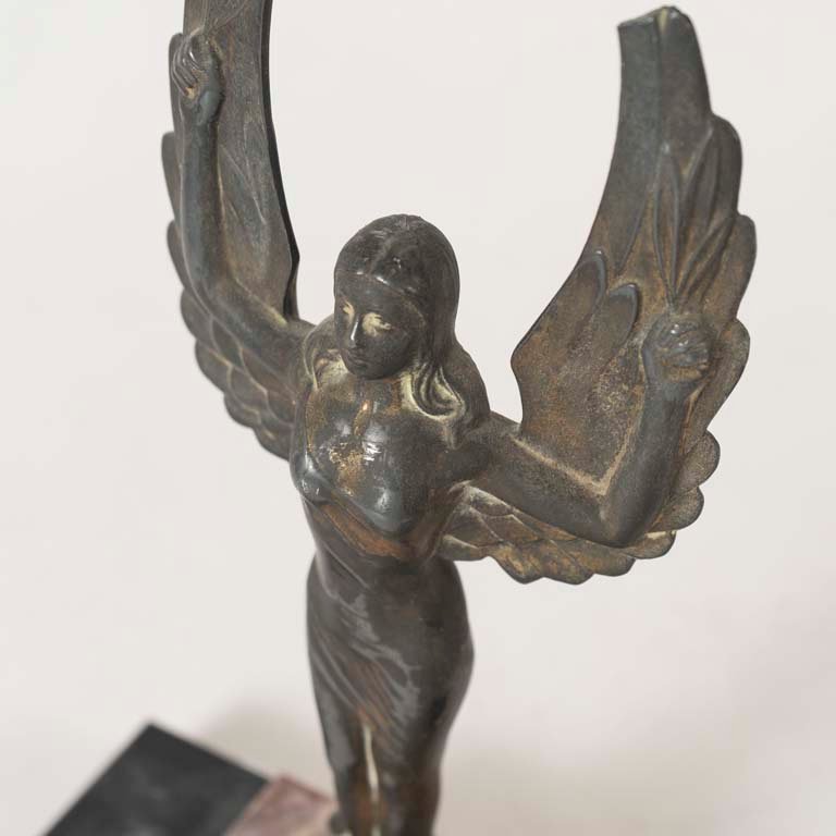 Item 2110860 - Image 1