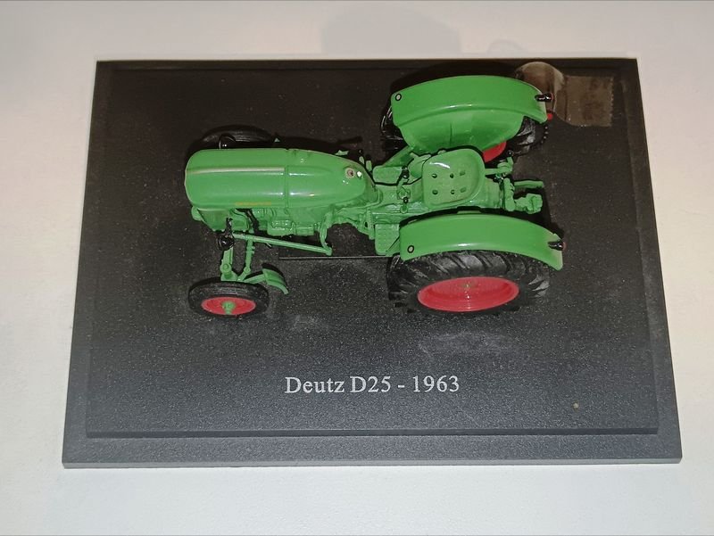 Item 895425 - Image 1