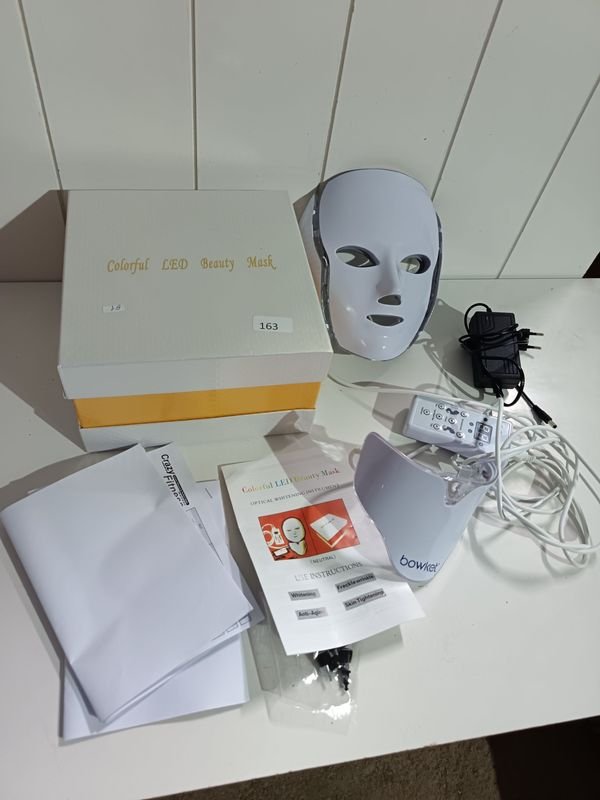 Máscara Facial LED para Tratamiento de Belleza