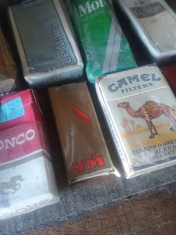 Colección de cajas de cigarros - imagen 3