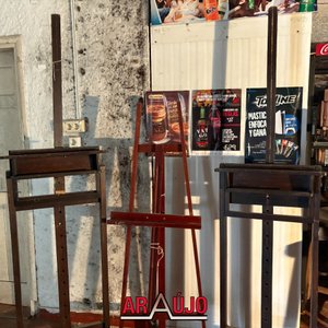 Lote de 3 Atriles de Madera para Restaurar - imagen 2