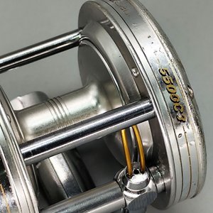 Reel Rotativo Clásico Abu Garcia Ambassadeur 5500C3 Made in Sweden - imagen 3