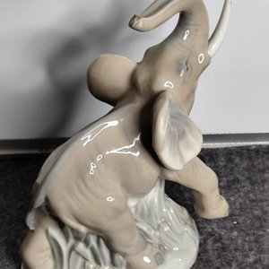 Elefante de Porcelana Decorativo - imagen 4