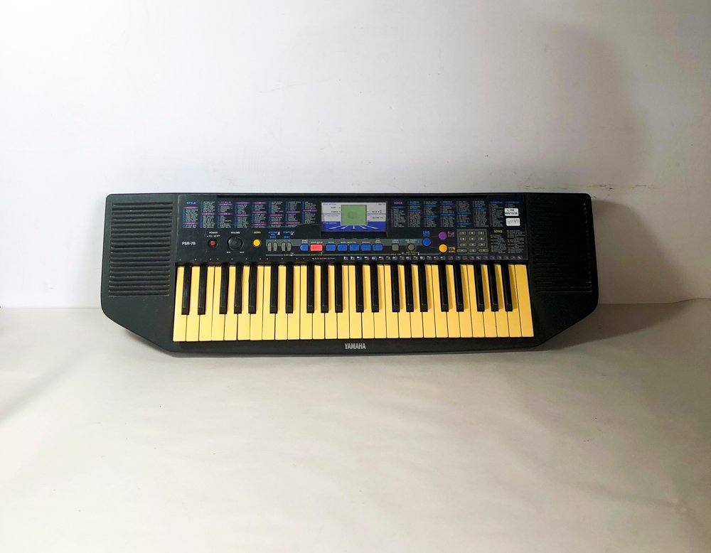 Teclado Yamaha PSR-78 Portátil con Sonidos y Ritmos