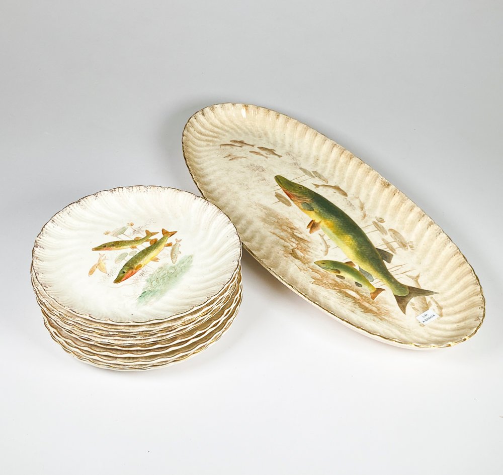 Lote siguiente: Juego de loza alemana para pescado, 10 platos y fuente oval