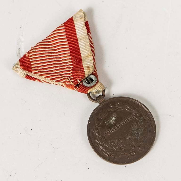 Condecoración del Imperio Austrohúngaro - Medalla de bronce con cinta - imagen 2