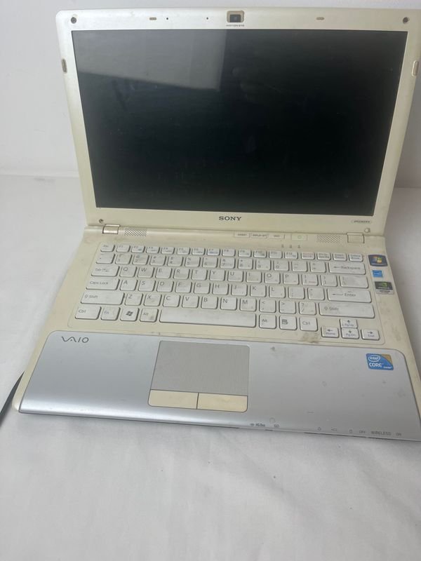 Laptop Sony Vaio con buena condición - imagen 9