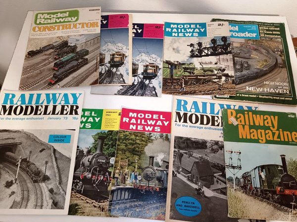 Colección de revistas sobre ferromodelismo en inglés - imagen 2