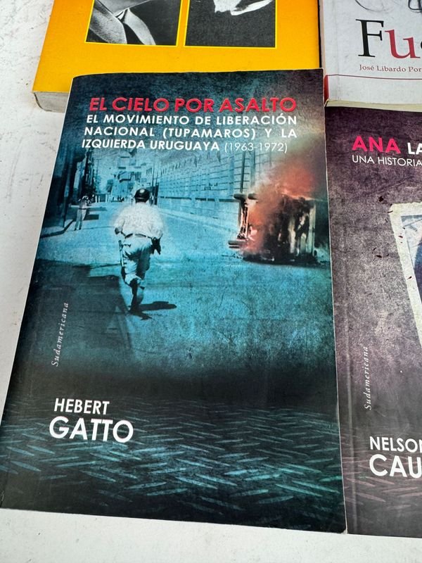 Colección de libros sobre historia política y militancia en la URSS, Tupamaros y Uruguay - imagen 5