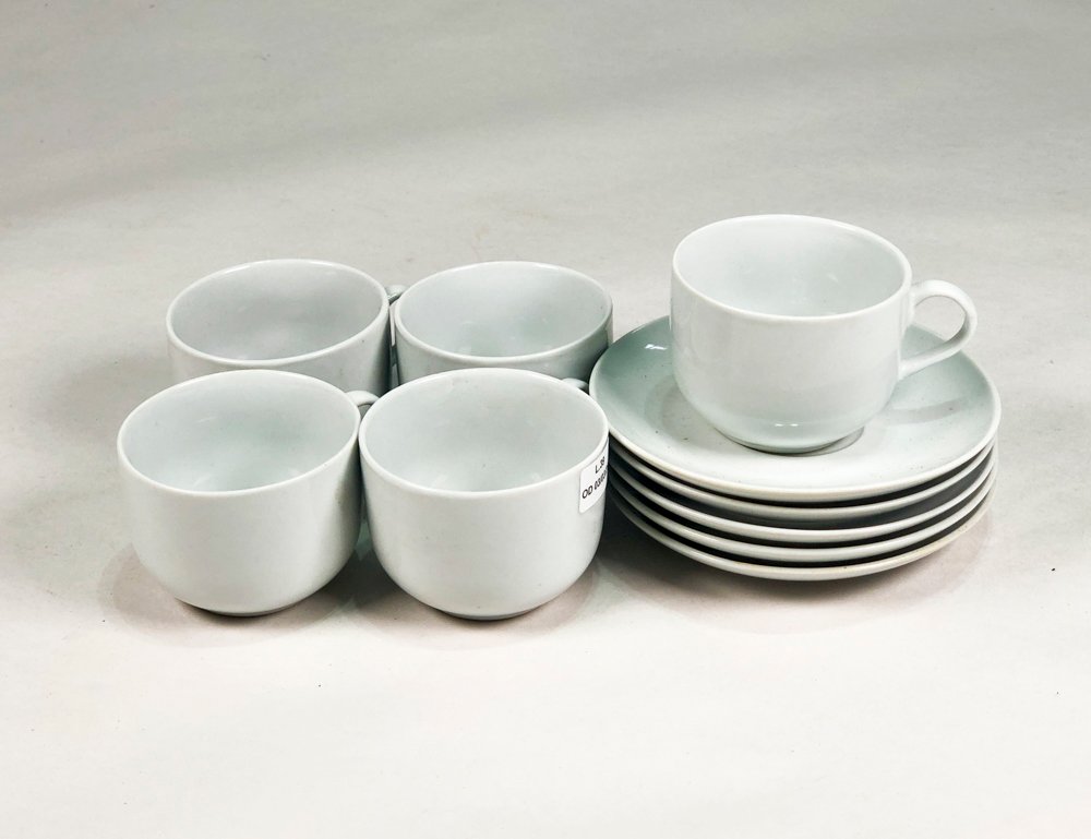 Lote anterior: Porcelana blanca para mesa - Diez piezas en excelente condición