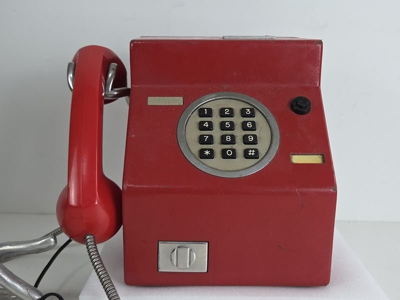 Lote anterior: Teléfono comercial a fichas vintage rojo