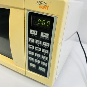 Microondas Zero Watt Amarillo con Panel Digital - imagen 3