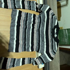 Lote anterior: Buzo H&M Rayado Talle S/M