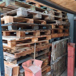 Lote de Pallets de Madera Usados de Varios Tamaños - imagen 2
