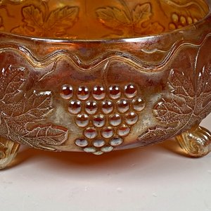 Centro de Mesa Vintage Vidrio Carnival con Patas y Diseño de Uvas - imagen 2