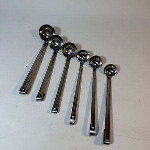 Lote anterior: Set de 6 Cucharones Graduados de Acero Inoxidable para Cocina