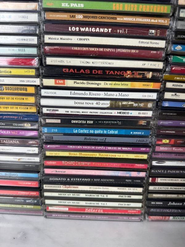 Colección de CDs de música variada - imagen 19