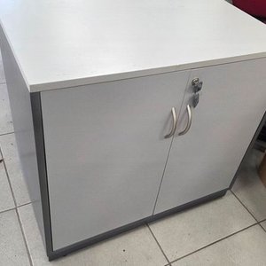 Archivador Gris con Puertas y Llave - imagen 3