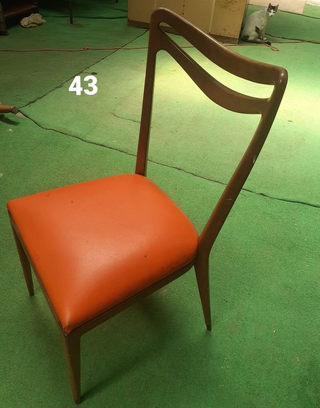 MESA DE ESTILO AMERICANA CON SILLAS - imagen 3