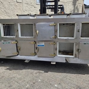 Heladera Comercial de Acero Inoxidable con 12 Puertas - imagen 1