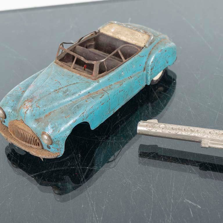 Juguetes vintage con detalles y pistola de juguete Hubley Rodeo - imagen 2
