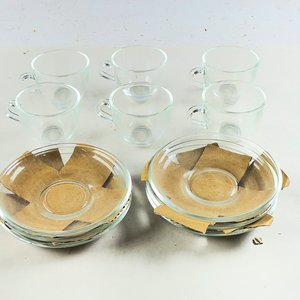 Juego de 6 Tazas de Vidrio con sus Platillos - imagen 1