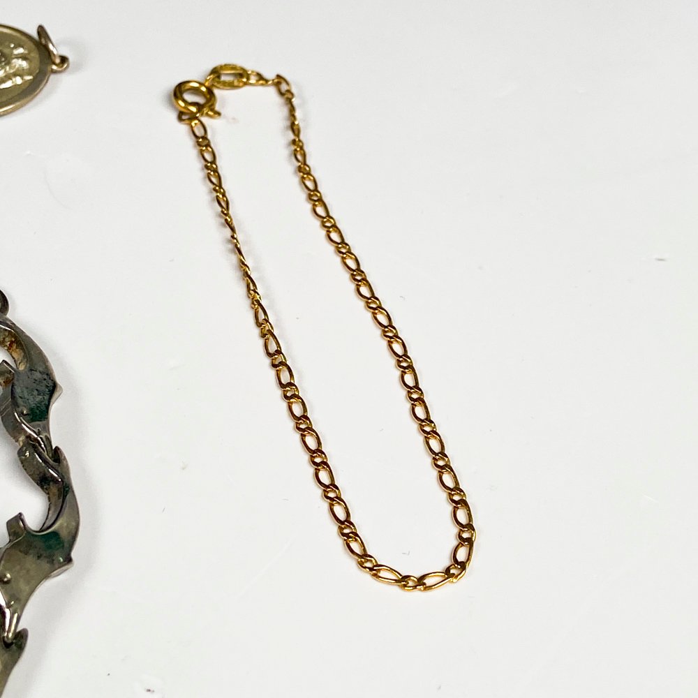 Collar con medallitas y pulsera - imagen 5