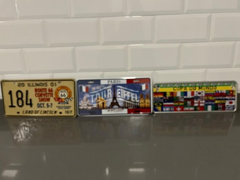 Chapas Decorativas de Autos Antiguos y Viajes